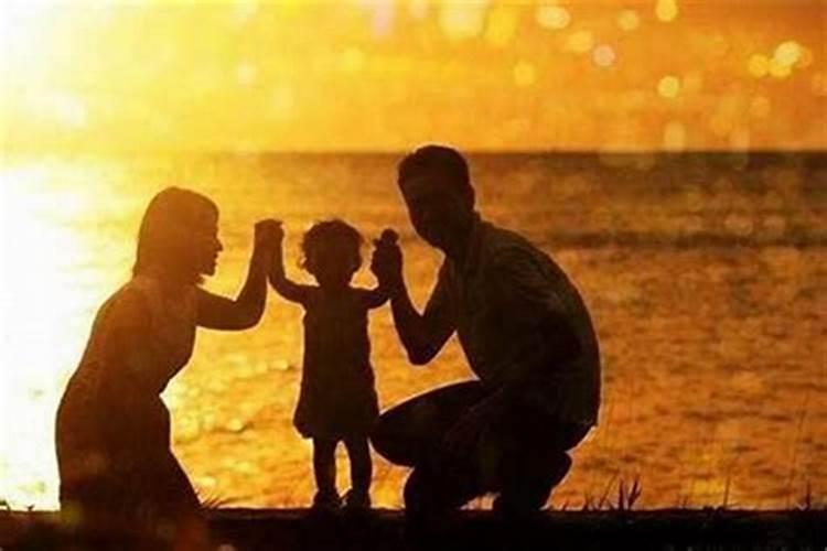 母亲和女儿八字不合