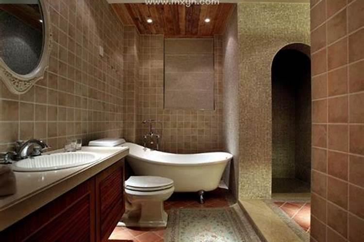 梦见厕所漏水什么意思解梦？