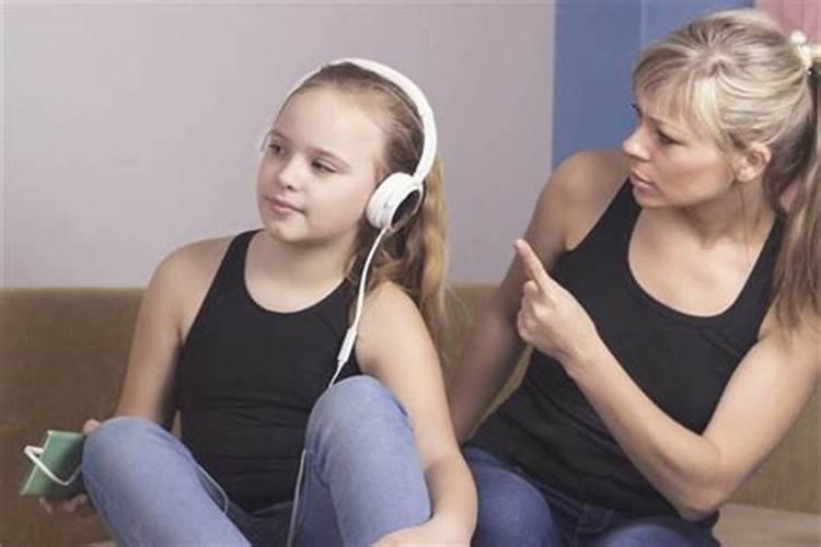 梦见和妈妈吵架什么意思？