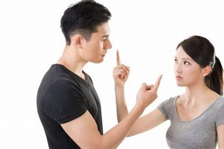 梦见和自己喜欢人吵架怎么回事？