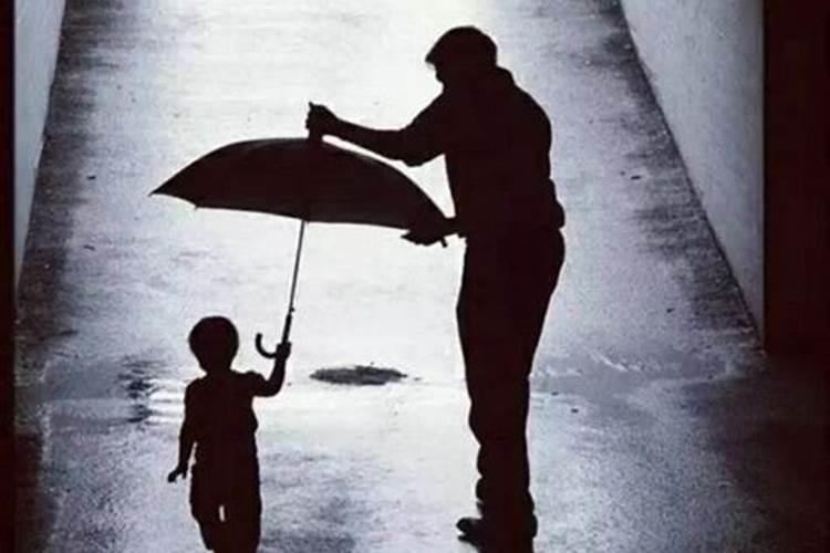 梦到活着的父亲死了要给他洗澡