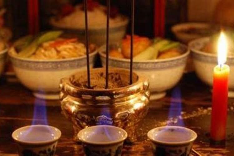 七月十五上坟禁忌