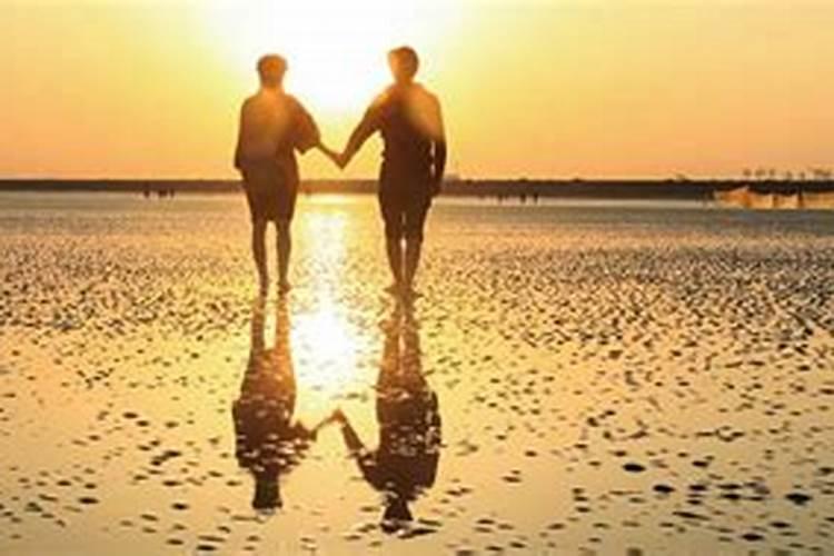 梦见十几年前的女友？