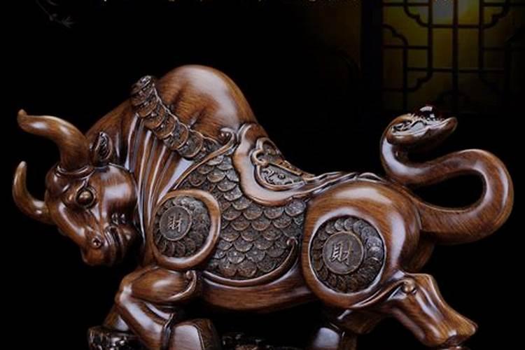 运势如虹牛在车里怎么摆放？