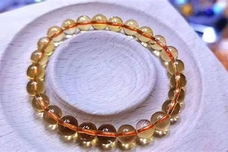 佩戴黄水晶超度婴灵