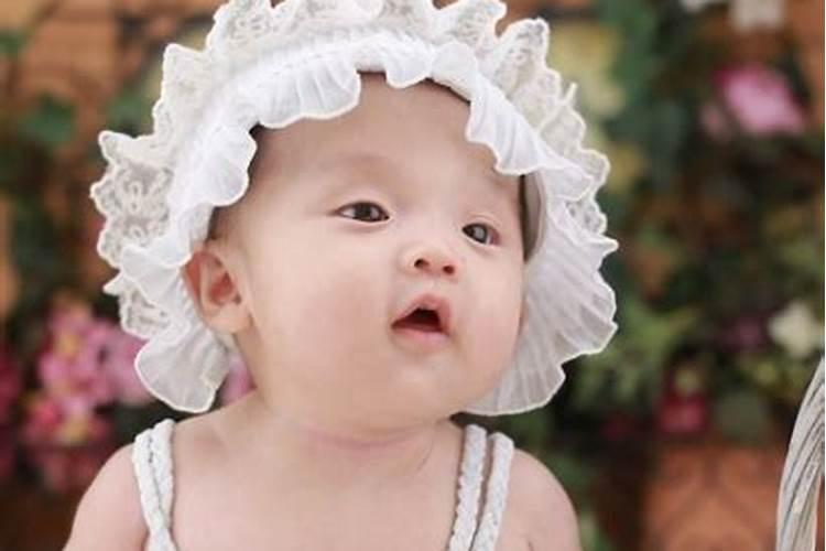 中秋节出生的婴儿