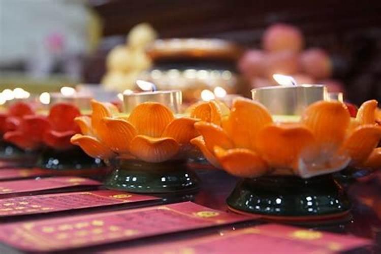 给逝者超度是晚上好还是白天好？