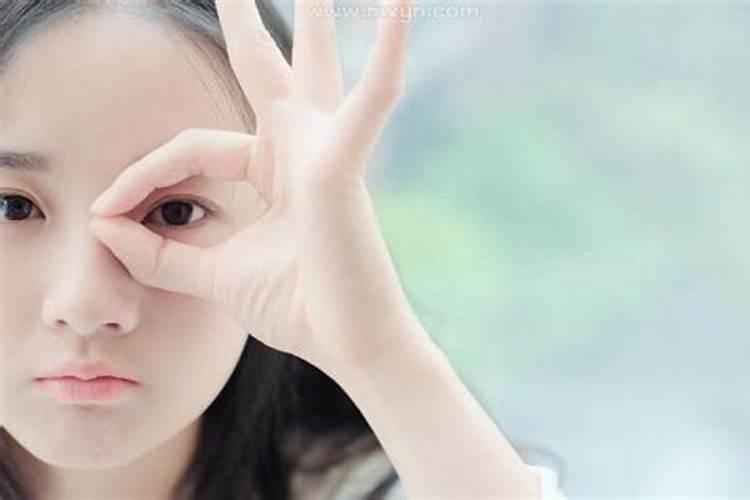 梦见过世老人牙掉了好多？