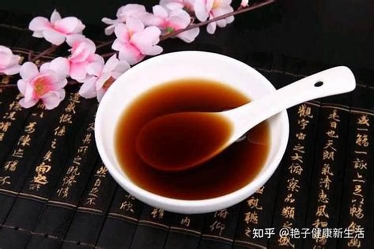 梦到两口子一起喝红糖水