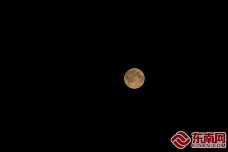 八月十五几点赏月？