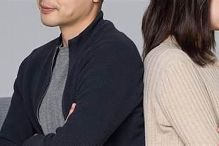 梦见前男友对我很冷漠是什么意思？