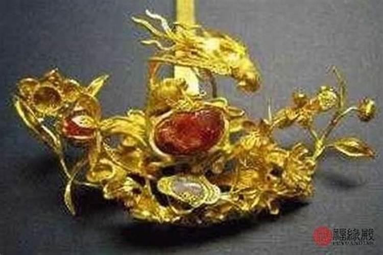 钗钏金命和船底木命合婚吗？