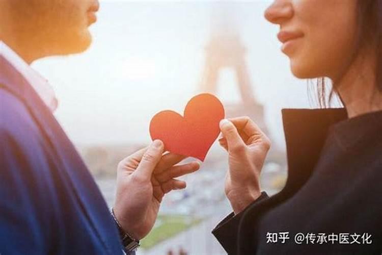 婚姻里爱情和合适哪个重要？