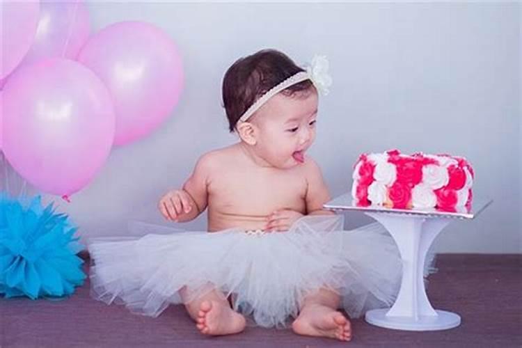 怀孕梦到生个女儿是什么意思？