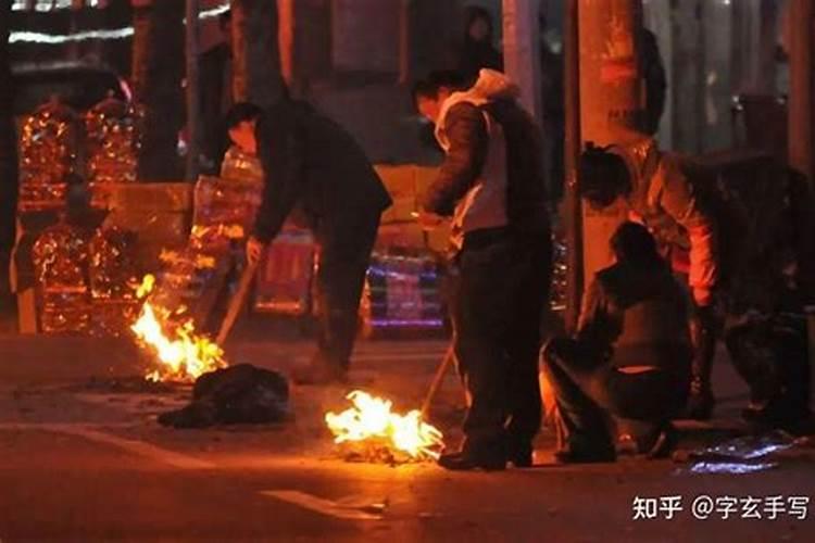 中元节烧纸小区