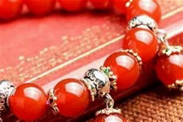 本命年戴什么转运属牛？