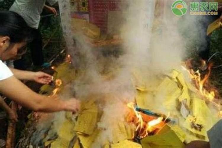 闽南农历七月十五的风俗