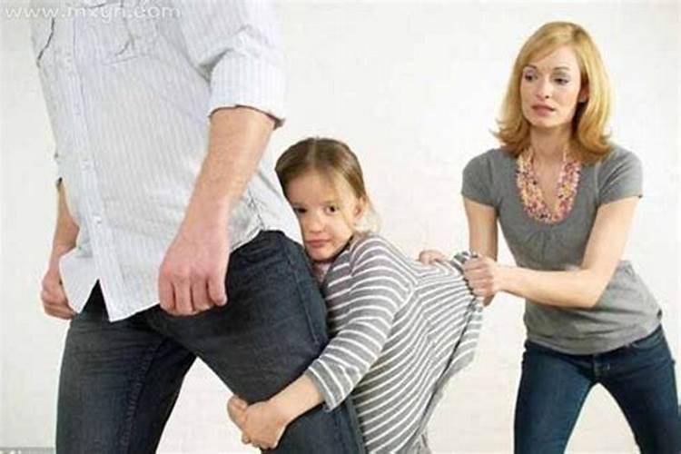 梦见父母离婚是什么征兆女人？