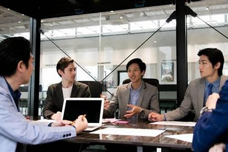 跟公司八字不合