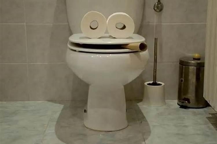 梦到很脏很恶心的厕所