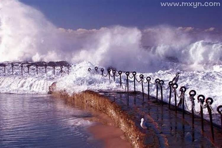 梦见大海是涨潮什么预兆呢？