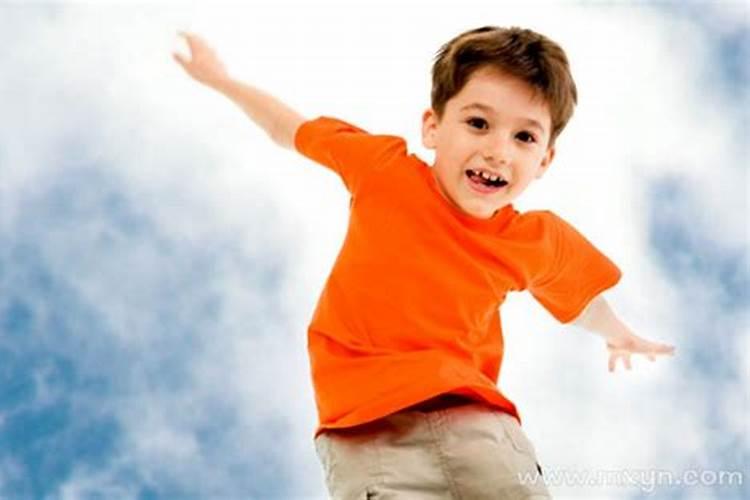 梦见生了一个男孩会说话