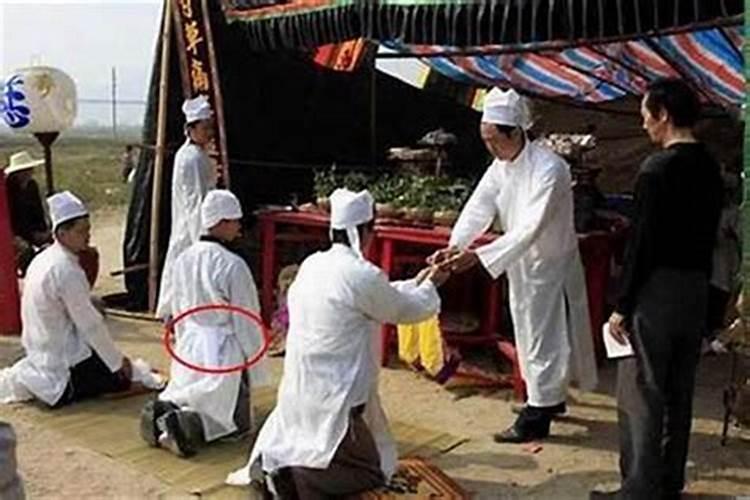 犯太岁能参加丧事吗女？