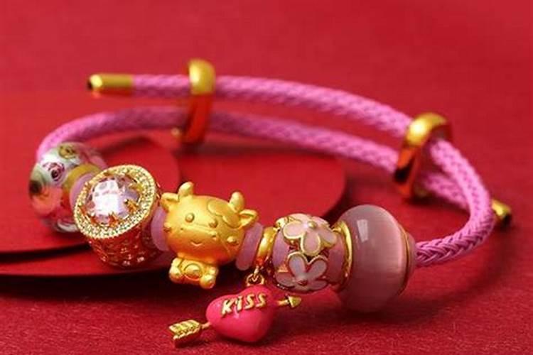 本命年牛佩戴什么最好？