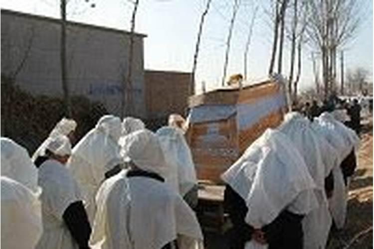 梦见舅舅死了办葬礼什么意思？