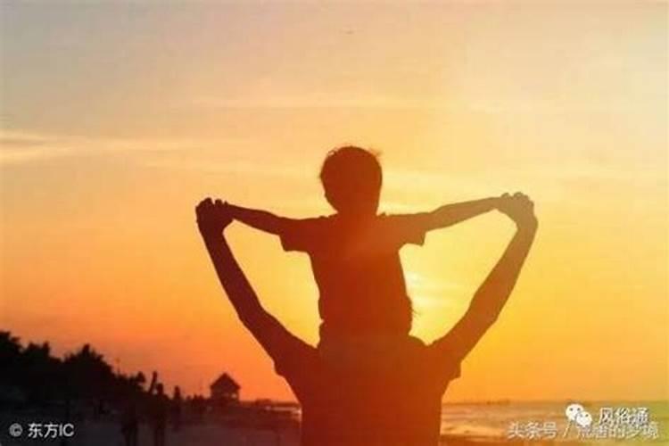 梦见死去的父亲有什么兆头？