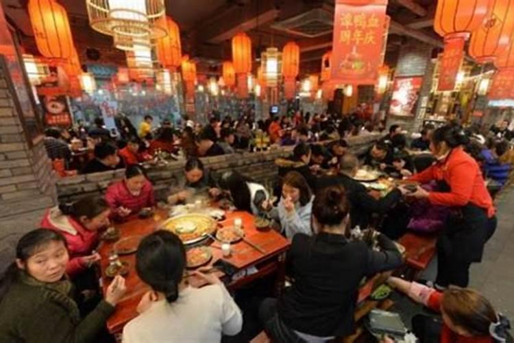 七夕节成都去哪里吃火锅？