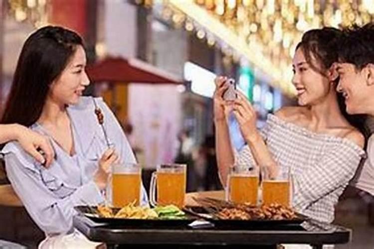 梦到熟人给我讲熟人坏话