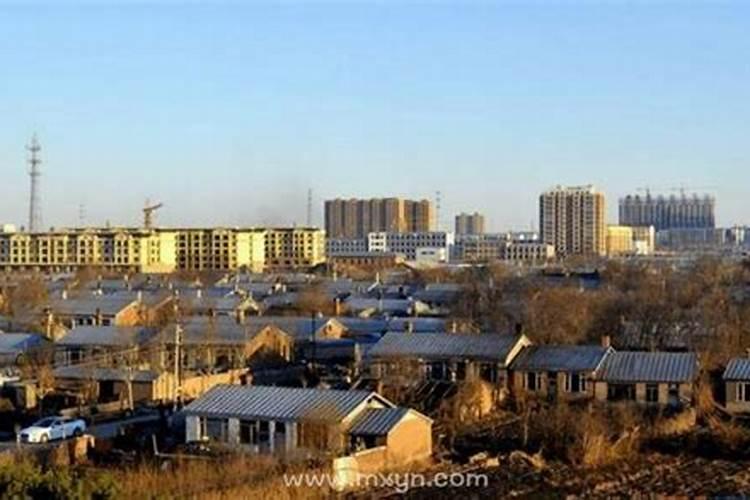 梦见家乡的人是什么意思？