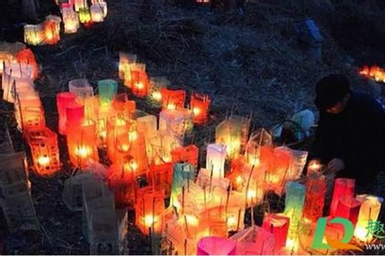 正月十五送坟灯送几天？