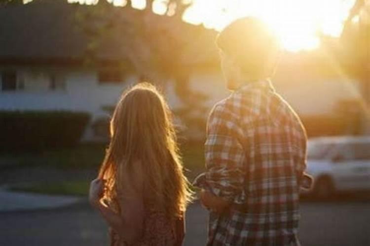 屋上土和什么命合婚？