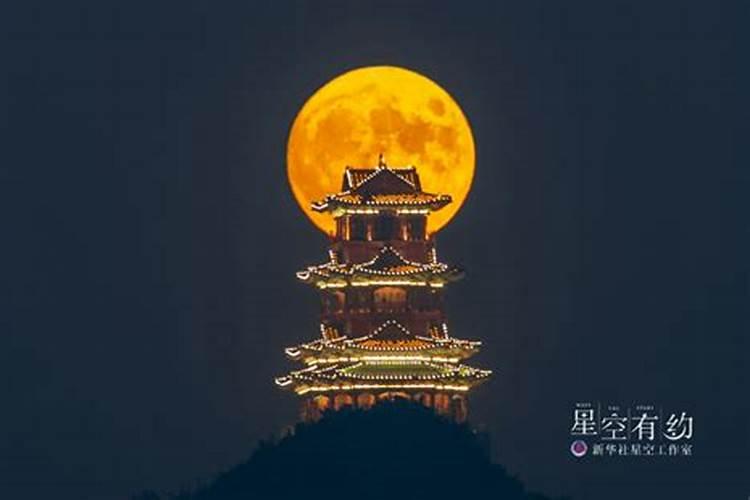 八月十五晚会哪天播？