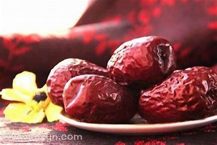 梦见吃枣子有什么征兆？