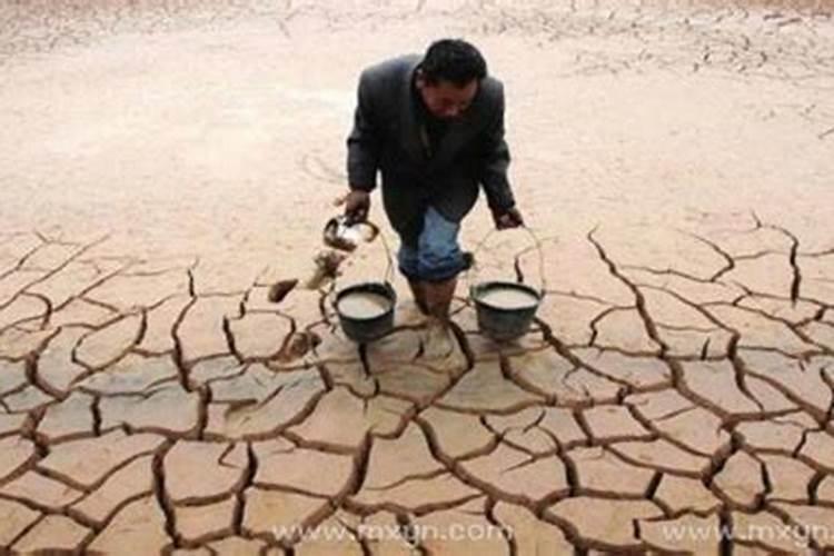 梦见水干了是什么意思？