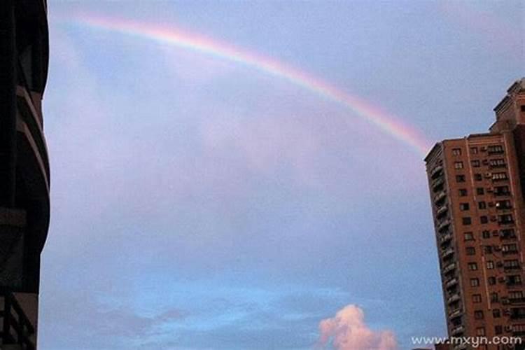 梦见彩虹是什么意思？