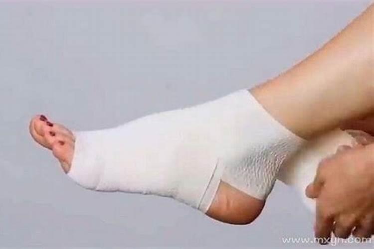 梦到自己的脚受伤了什么意思？