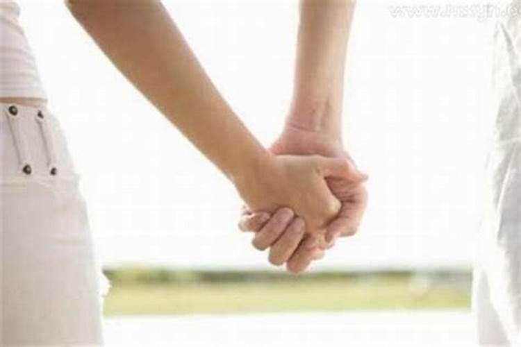 梦到前男友对我很好是什么意思？