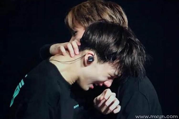 梦见和弟弟说话是什么意思？