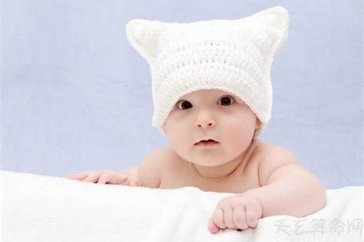 中秋节左右出生的男孩取小名