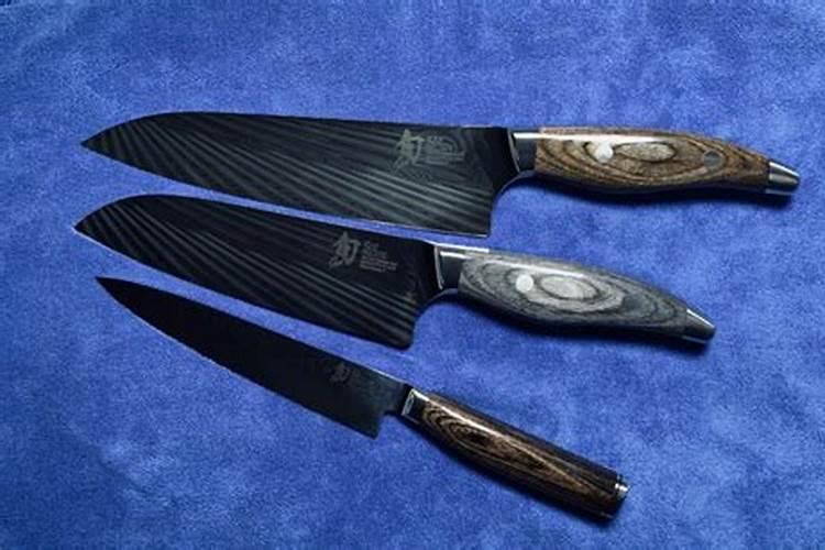 梦见买了一套刀具什么意思？