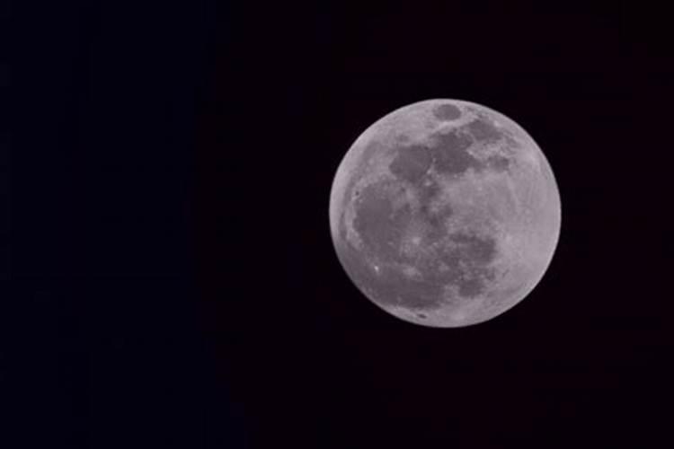 三月十五的月亮在哪个位置？