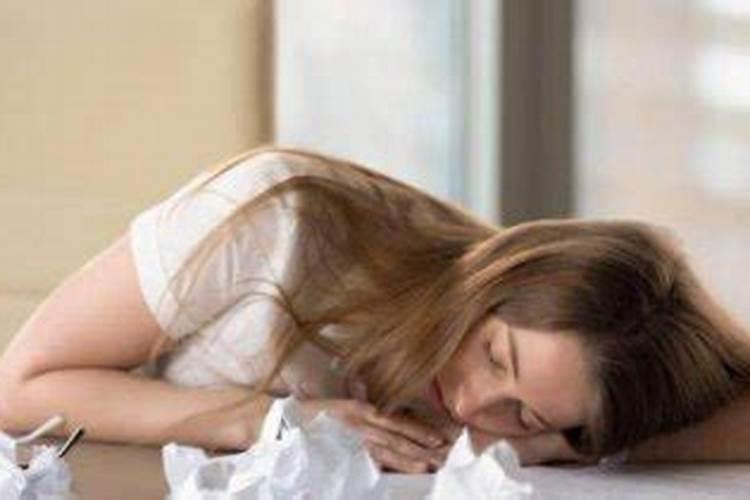 梦见坟地是怎么回事啊？