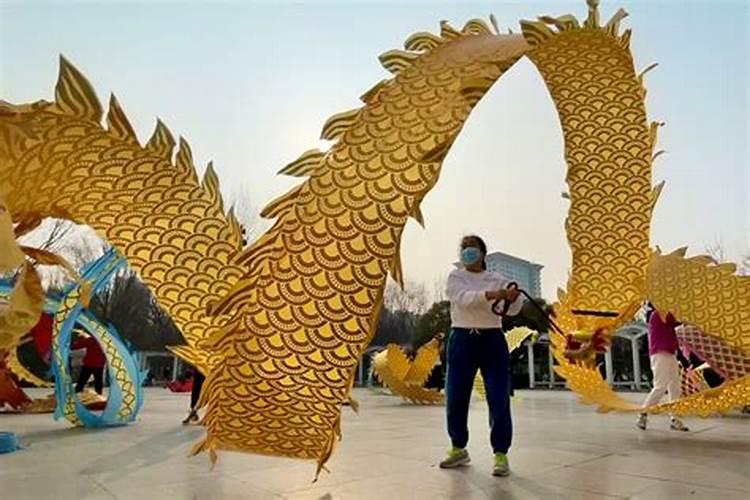 健身龙抬头哪里难受？