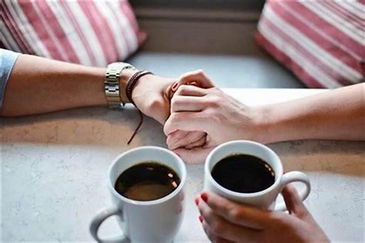 梦见和男朋友发生了性关系肚子疼