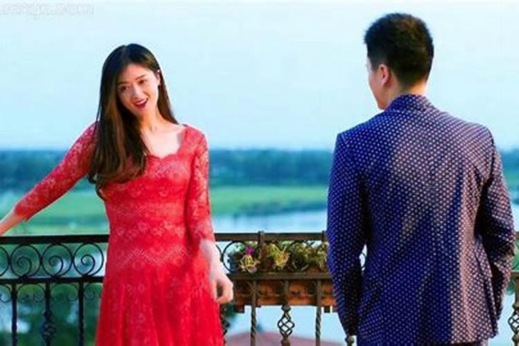 梦见前夫和其他女人睡一起