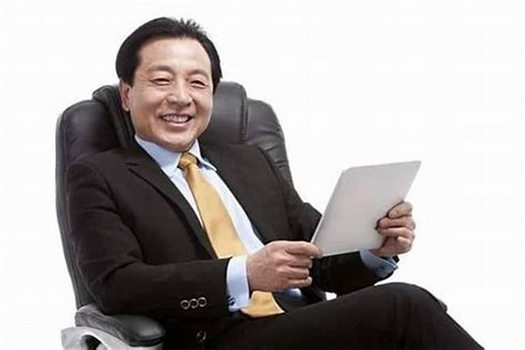 梦见死了的老板是什么意思？